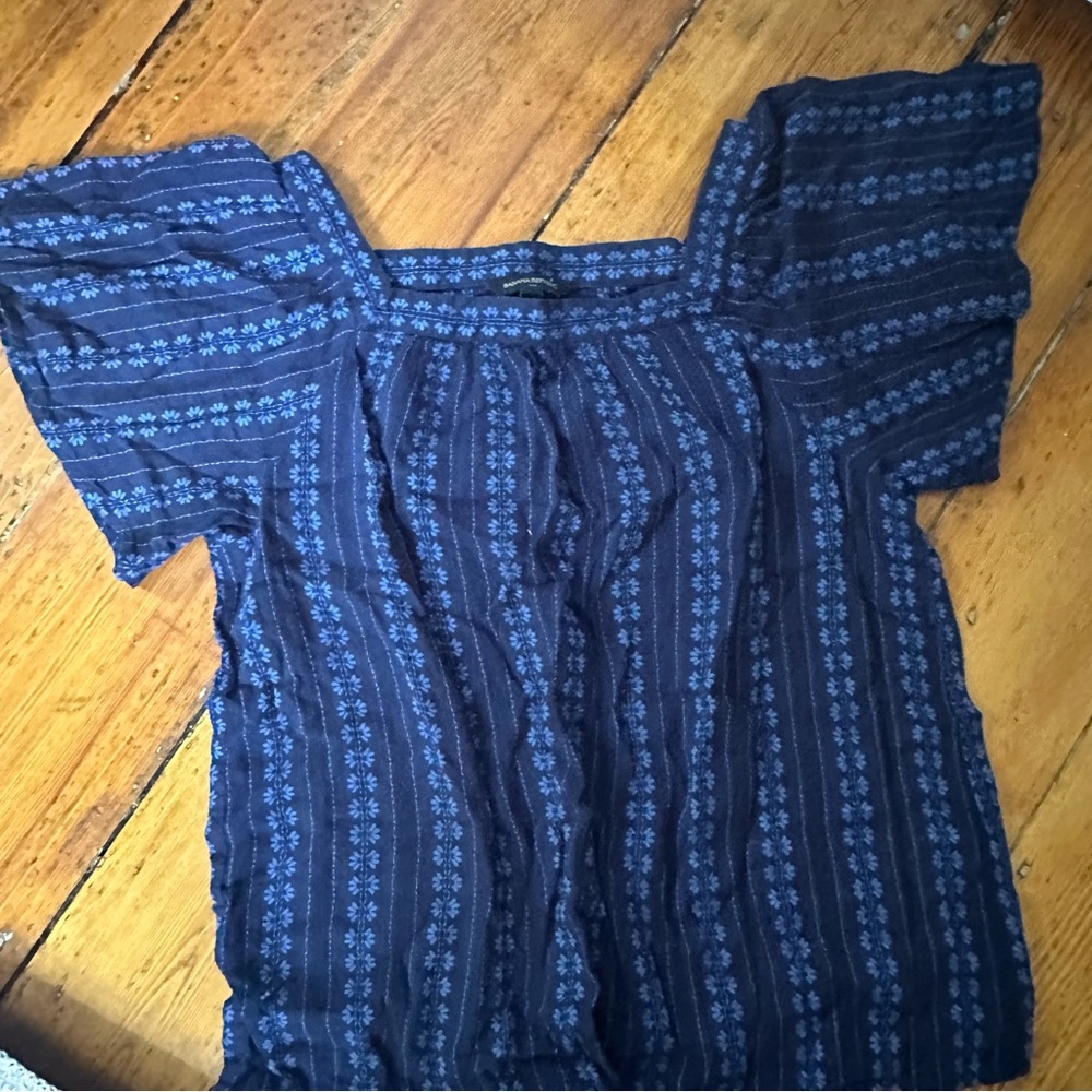 Square Neckline